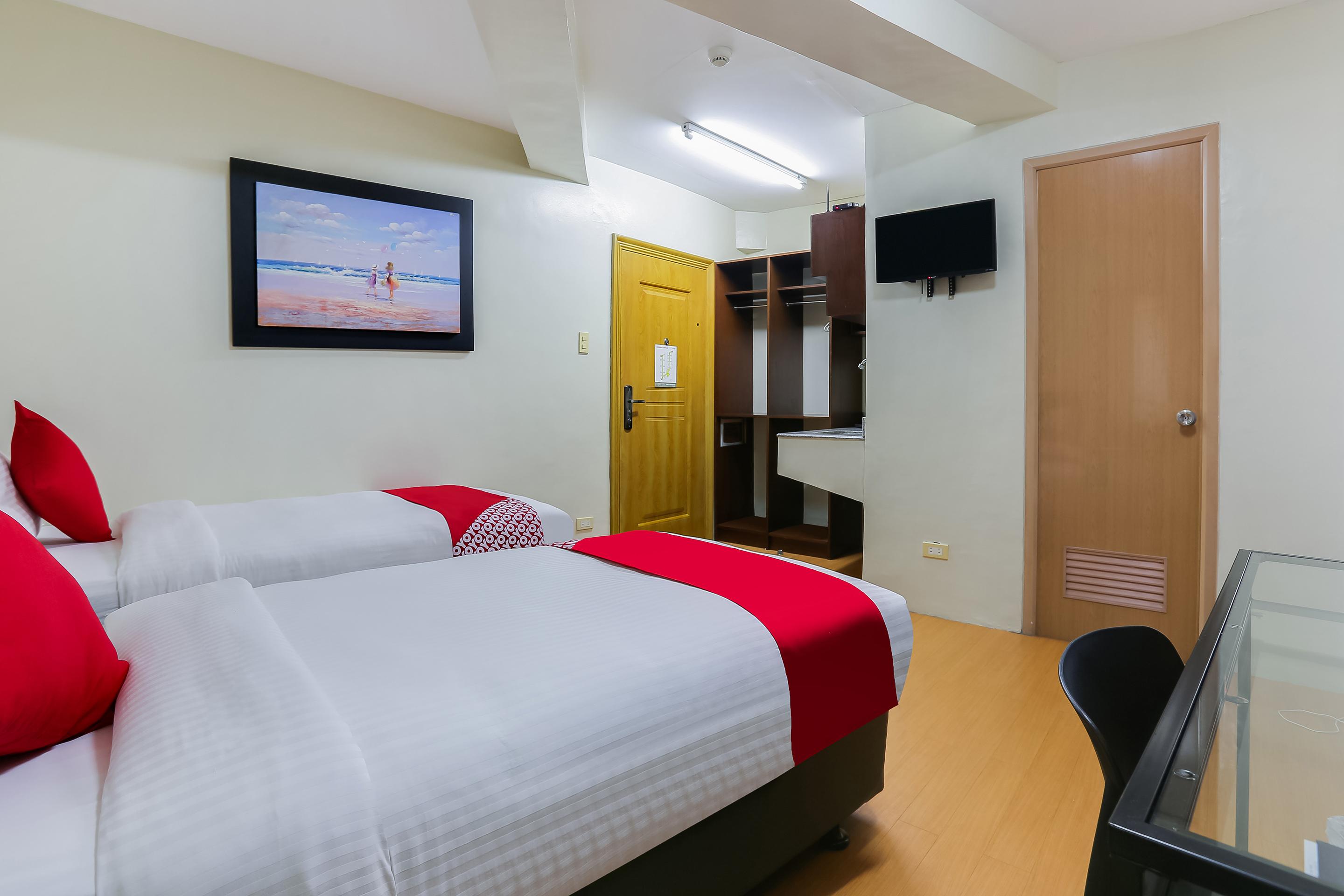Anglo Residences Manila Кесон Сити Екстериор снимка