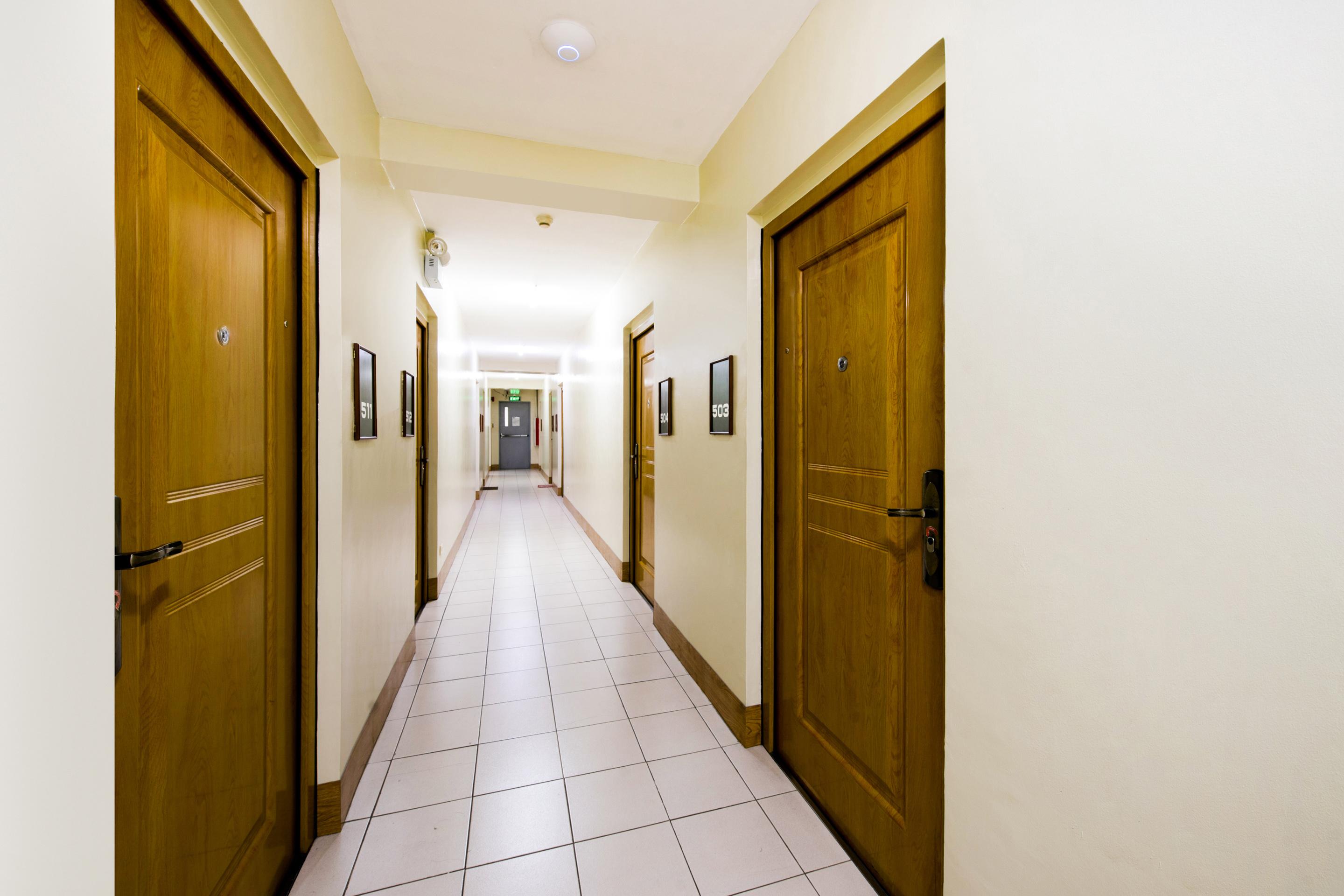 Anglo Residences Manila Кесон Сити Екстериор снимка