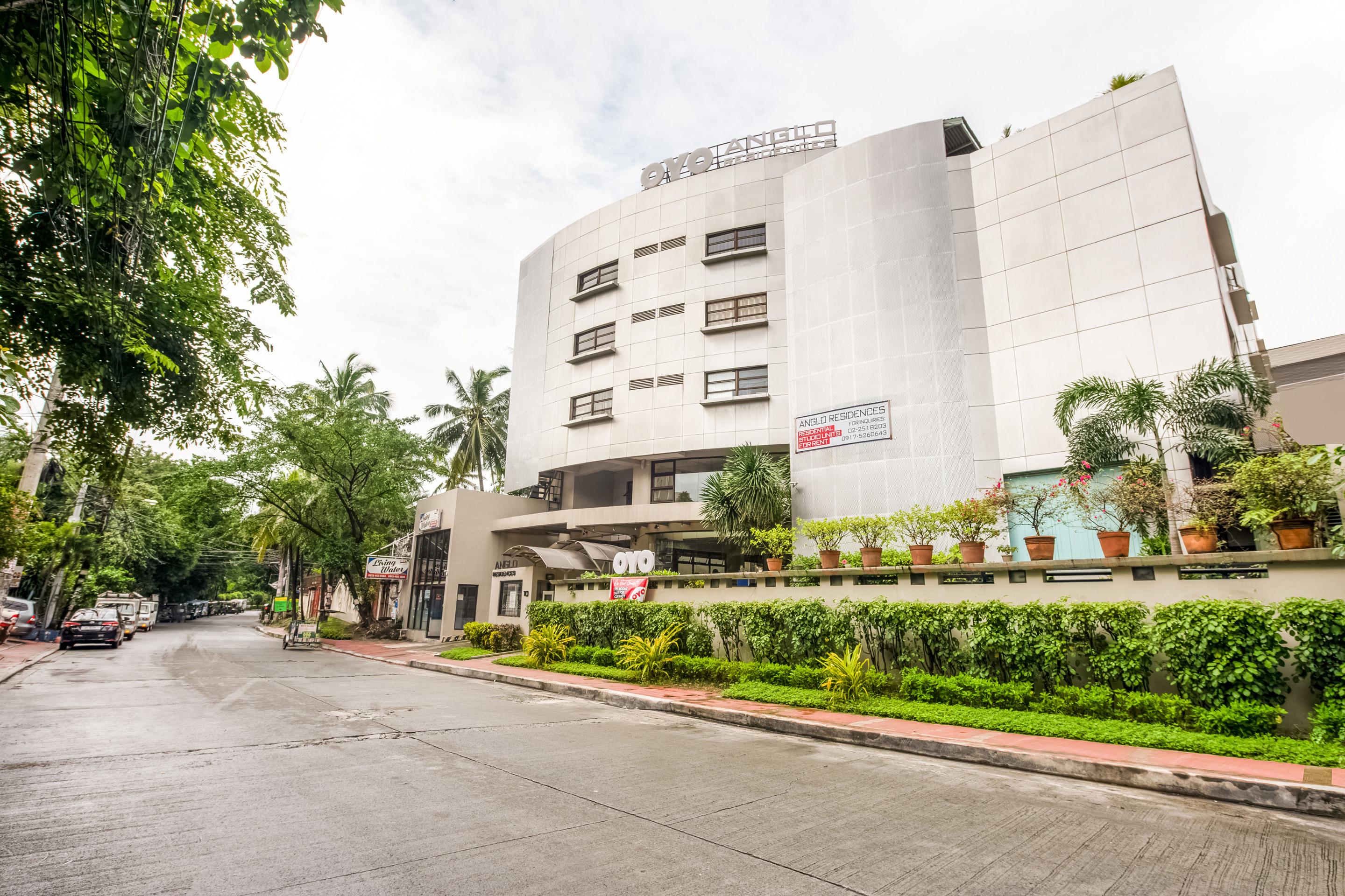 Anglo Residences Manila Кесон Сити Екстериор снимка